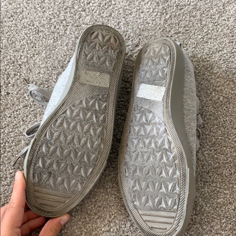 Cute Shoes - Picture 2 of 3